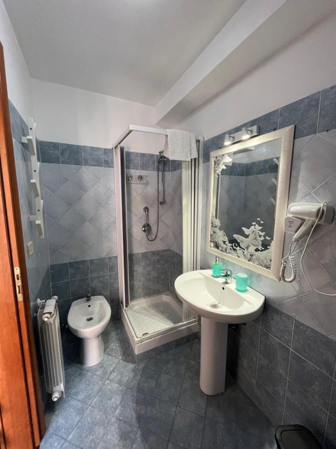 Umberto Street Hotel Catania Kültér fotó