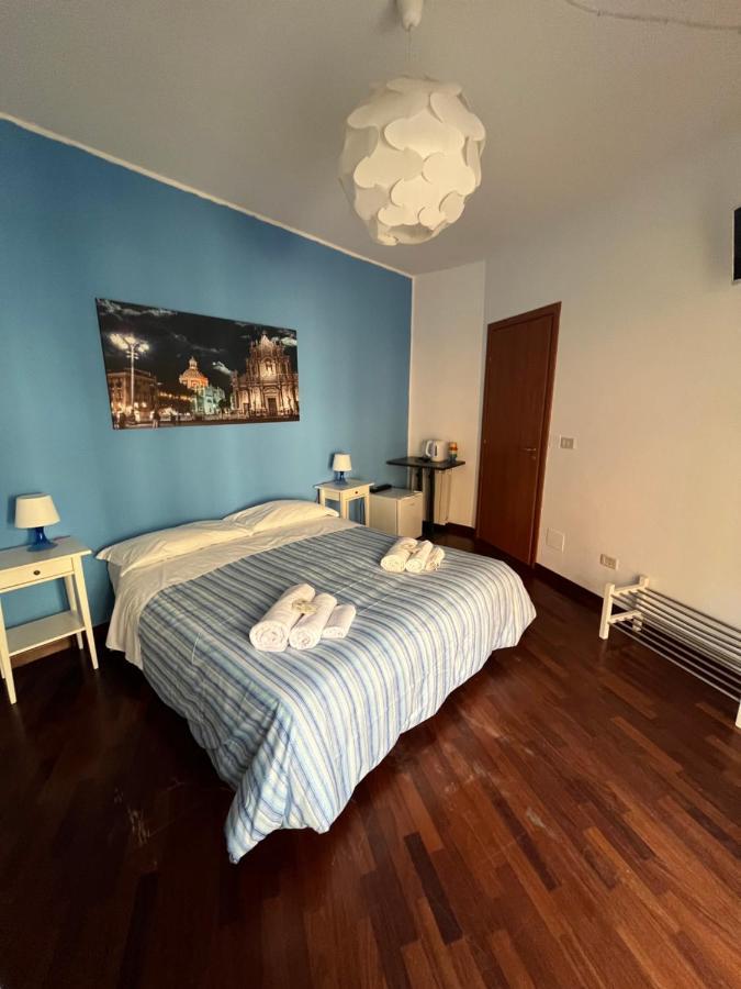 Umberto Street Hotel Catania Kültér fotó